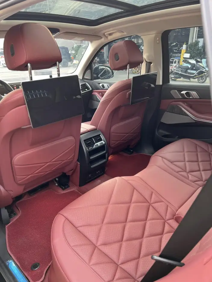 BMW X5 2023 Model xDrive30Li Exclusive Model M Sports Night Set – фото 7