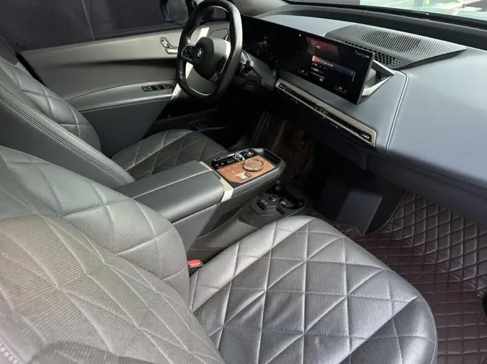 BMW iX 2023 Model xDrive50 – фото 8