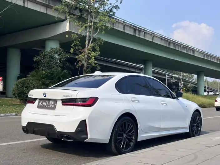 BMW 3 Series 2023 Model 325i M Sports Night Set – фото 6