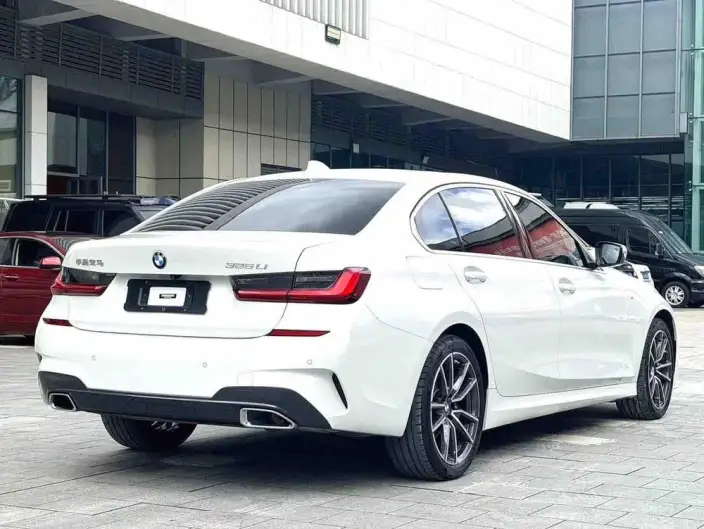 BMW 3 Series 2022 Model 325Li M Sports Set – фото 5