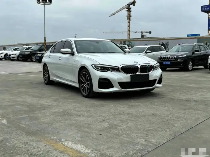 BMW 3 Series 2022 Model 320Li M Sports Set – фото 3