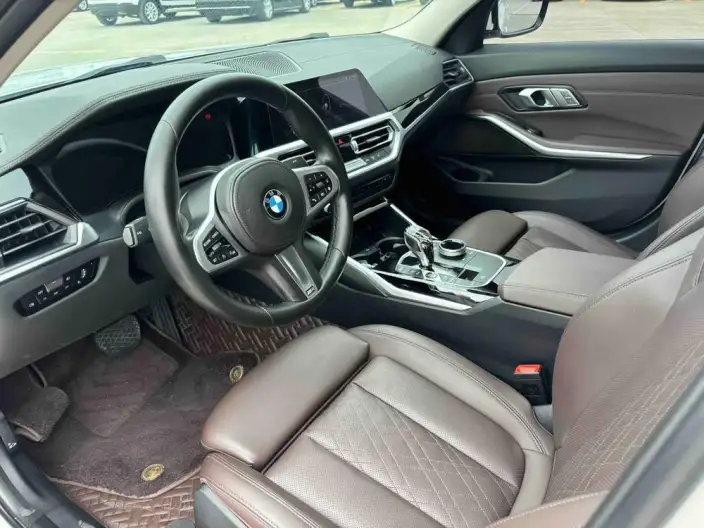 BMW 3 Series 2022 Model 320Li M Sports Set – фото 10