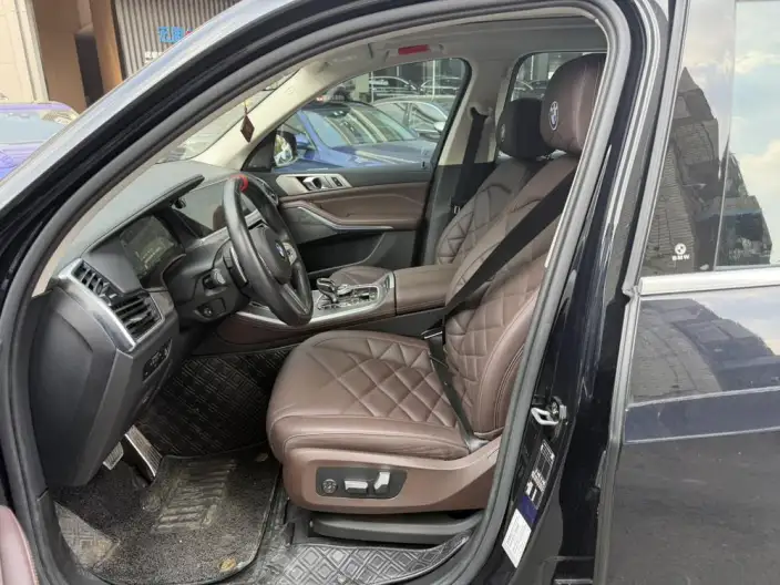 BMW X5 2022 Model xDrive 30Li M Sports Set – фото 8