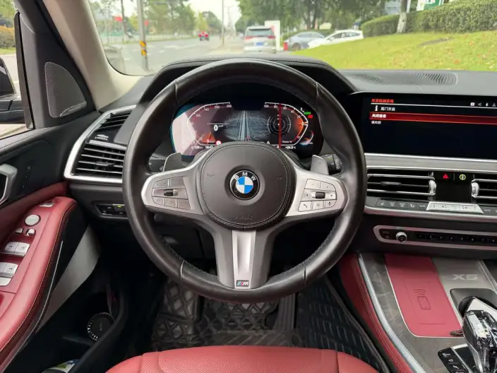 BMW X5 2022 Model xDrive 30Li Exclusive Model M Sports Set – фото 9