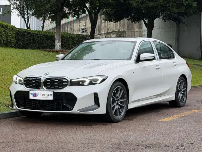 BMW 3 Series 2026 Model 325i M Sports Set – фото 1