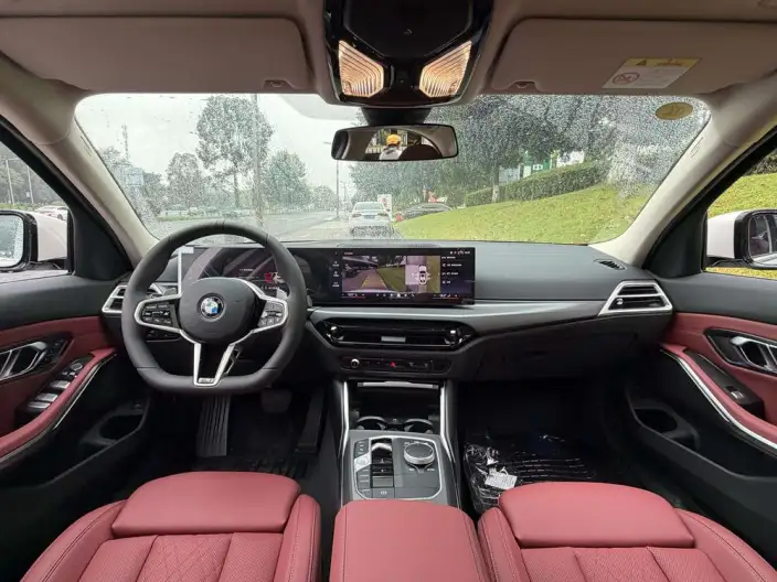 BMW 3 Series 2026 Model 325i M Sports Set – фото 7