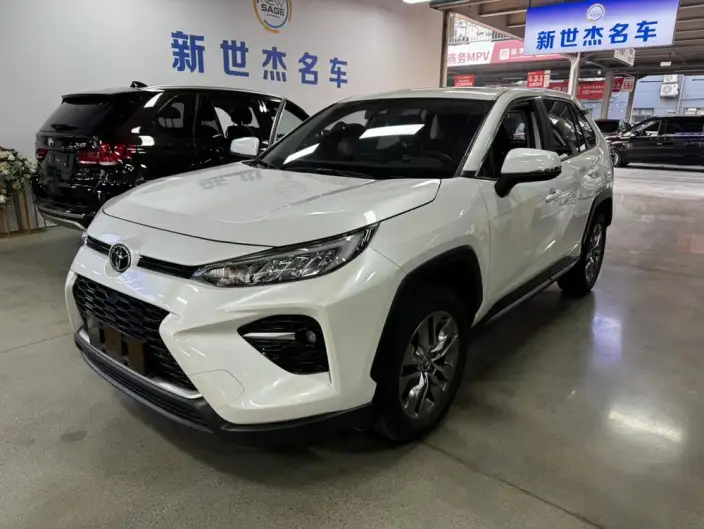 Toyota Wildlander 2023 Model 2.0L 2WD Urban Edition – фото 1