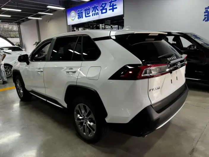 Toyota Wildlander 2023 Model 2.0L 2WD Urban Edition – фото 4
