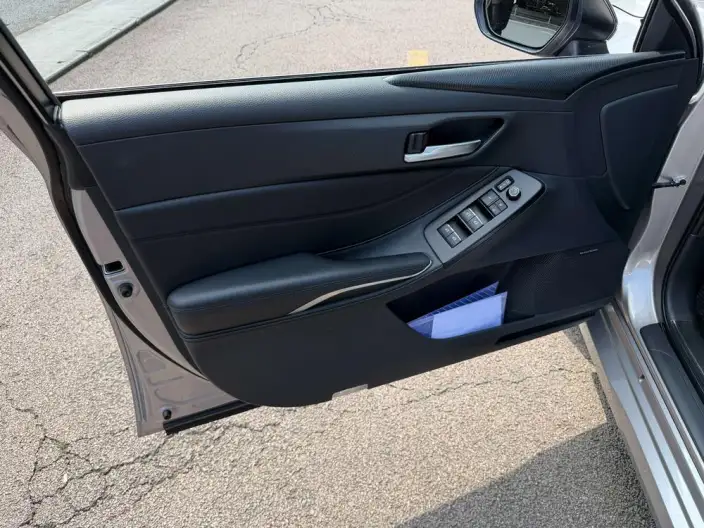Toyota Avalon 2023 Model Intelligent Hybrid 2.5L E-CVT Deluxe Edition – фото 7