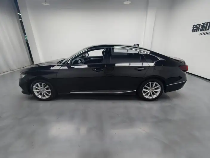 Honda Accord 2022 Model 260TURBO Deluxe Edition – фото 4
