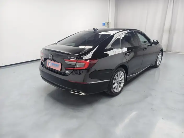 Honda Accord 2022 Model 260TURBO Deluxe Edition – фото 7