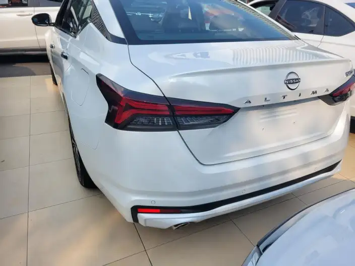 Nissan Teana 2022 Model 2.0L XL-TLS Yuexiang Edition – фото 5