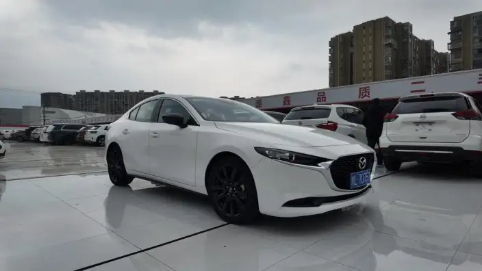 Mazda3 Axela 2023 Model 2.0L Automatic Zhi Ya Edition – фото 3