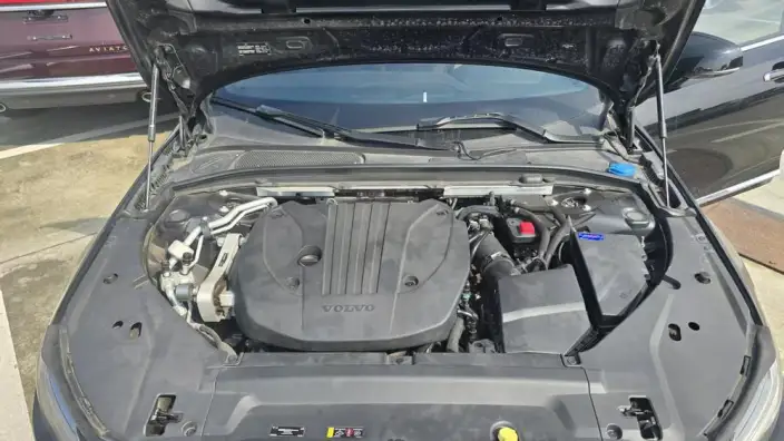 Volvo S90 2023 Model B5 Smart Range Deluxe Edition – фото 5
