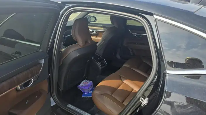 Volvo S90 2023 Model B5 Smart Range Deluxe Edition – фото 8