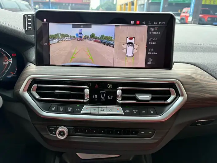 BMW X3 2023 Model xDrive30i Leading Model M Night Set – фото 8