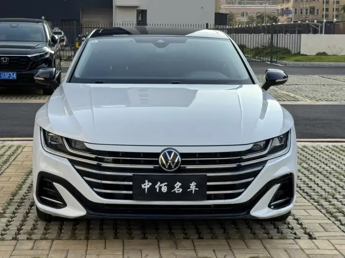 Volkswagen CC 2023 Model 380TSI Eye-catching version – фото 2