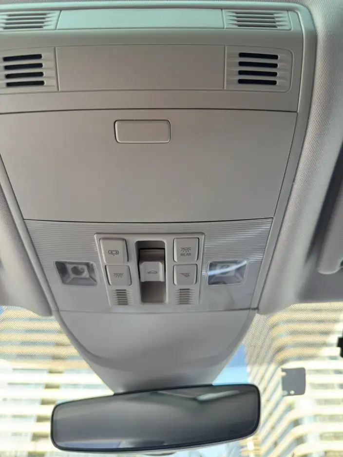 Volkswagen CC 2023 Model 380TSI Eye-catching version – фото 10