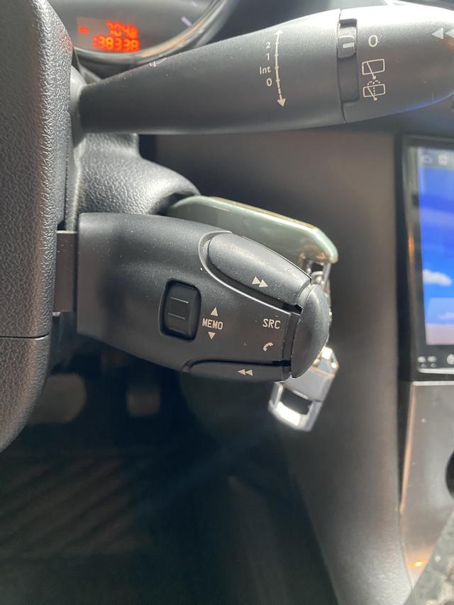 Peugeot 3008 2013 2.0L Automatic Trend – фото 27