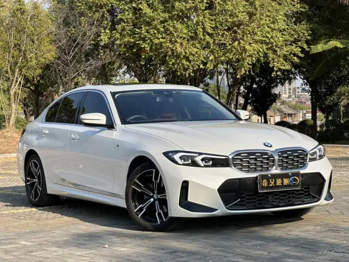 BMW 3 Series 2025 Model 325i M Sports Set – фото 10