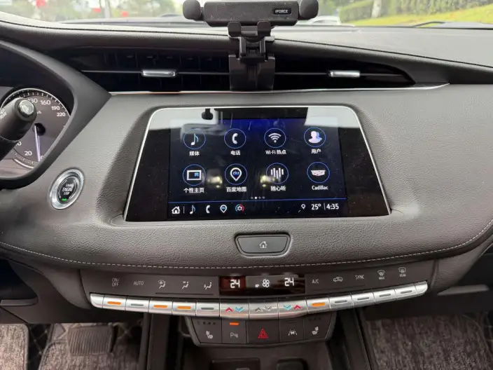 Cadillac XT4 2023 Model 28T 2WD Luxury Model – фото 7