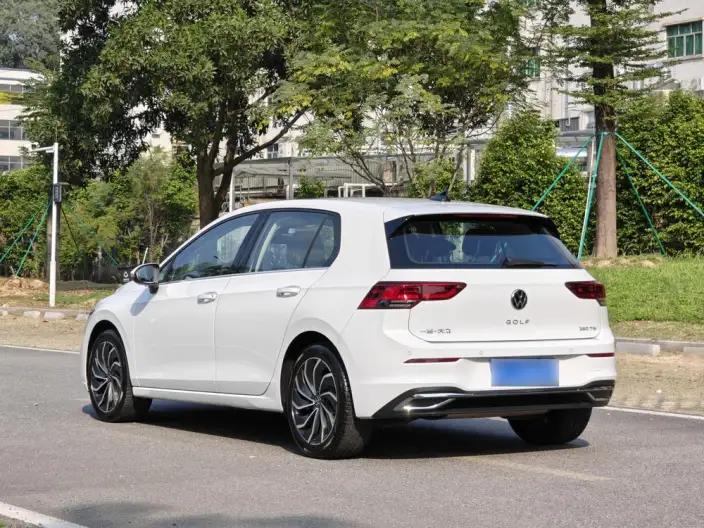 Volkswagen Golf 2021 Model 280TSI DSG Pro – фото 5