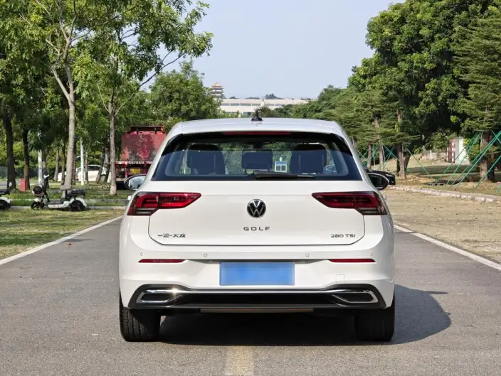 Volkswagen Golf 2021 Model 280TSI DSG Pro – фото 6