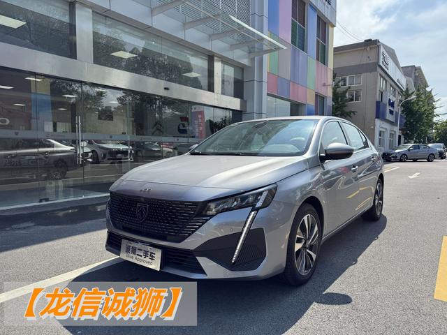 Peugeot 408 2022 1.6T Light Chaser 2022 1.6T Dream Edition – фото 2