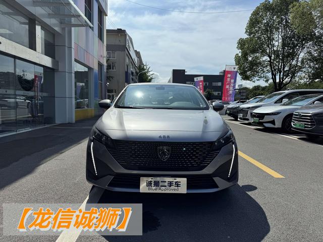 Peugeot 408 2022 1.6T Light Chaser 2022 1.6T Dream Edition – фото 3