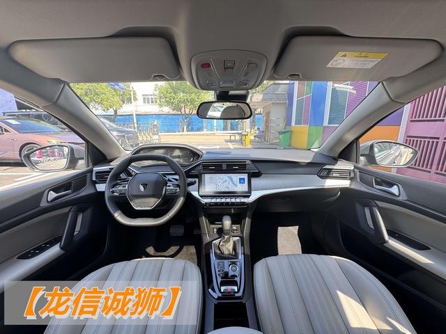 Peugeot 408 2022 1.6T Light Chaser 2022 1.6T Dream Edition – фото 10