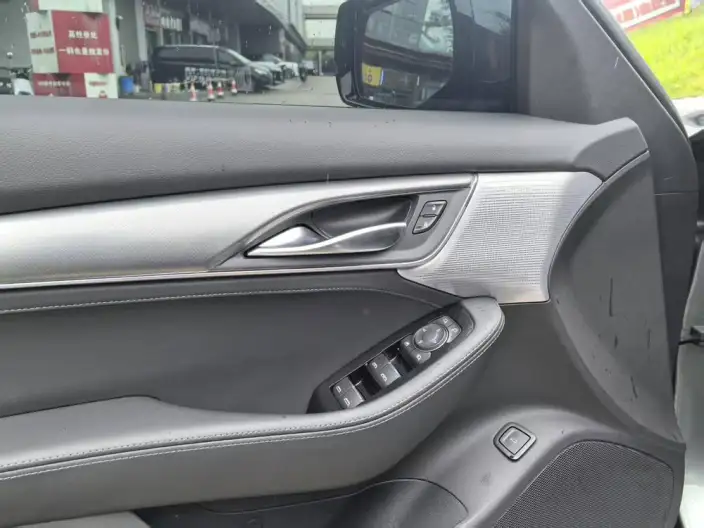 Cadillac CT5 2023 Model 28T Luxury Model Standard Edition – фото 8