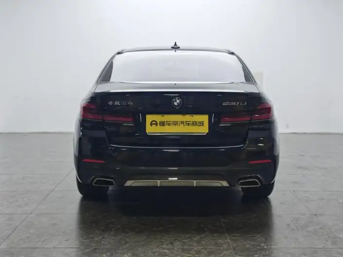 BMW 5 Series 2023 Model 530Li Leading Model M Sports Set – фото 6