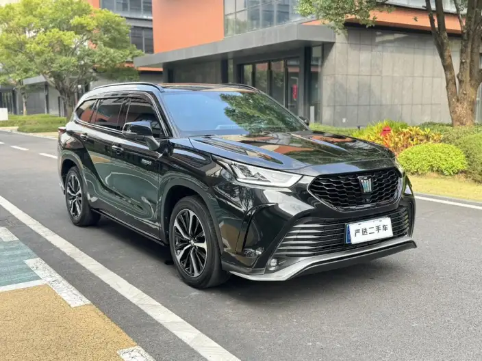 Crown Kluger 2023 Model Intelligent Hybrid 2.5L E-CVT 4WD Deluxe Edition – фото 3