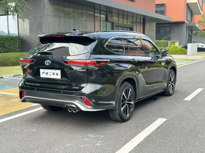 Crown Kluger 2023 Model Intelligent Hybrid 2.5L E-CVT 4WD Deluxe Edition – фото 6