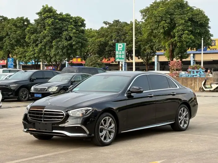 Mercedes-Benz E-Class 2023 Model E 300 L Luxury Model Sports sedan – фото 1