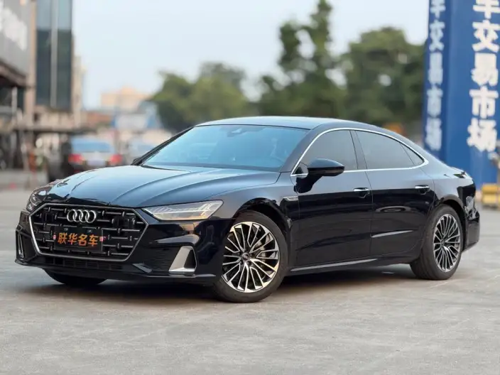 Audi A7 L 2024 Model 45 TFSI Luxury Model – фото 1