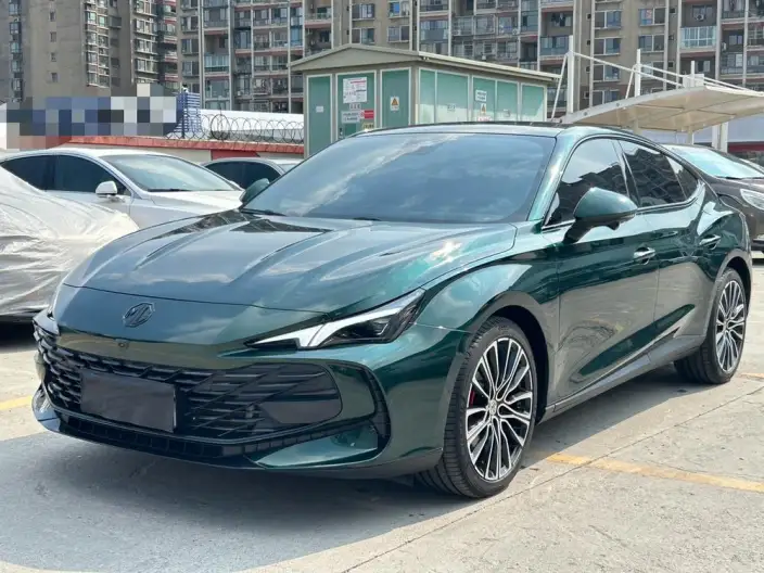 MG7 2025 Model 2.0T Automatic Luxury Edition