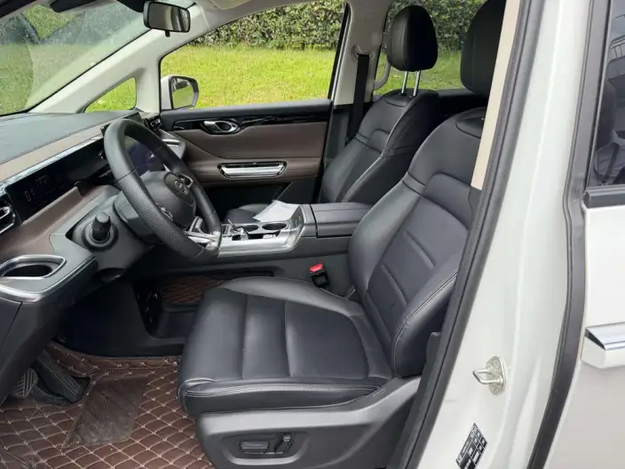 GAC Trumpchi E8 PHEV 2024 Model 2.0ATK 150km PRO Edition – фото 10