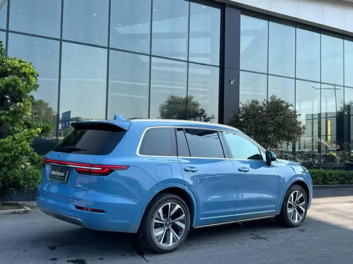 Li Auto ONE 2021 Model Extended Range 6 seat Edition – фото 2