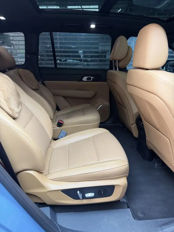 Li Auto ONE 2021 Model Extended Range 6 seat Edition – фото 3