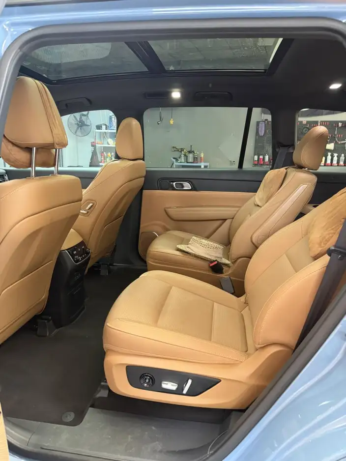 Li Auto ONE 2021 Model Extended Range 6 seat Edition – фото 4