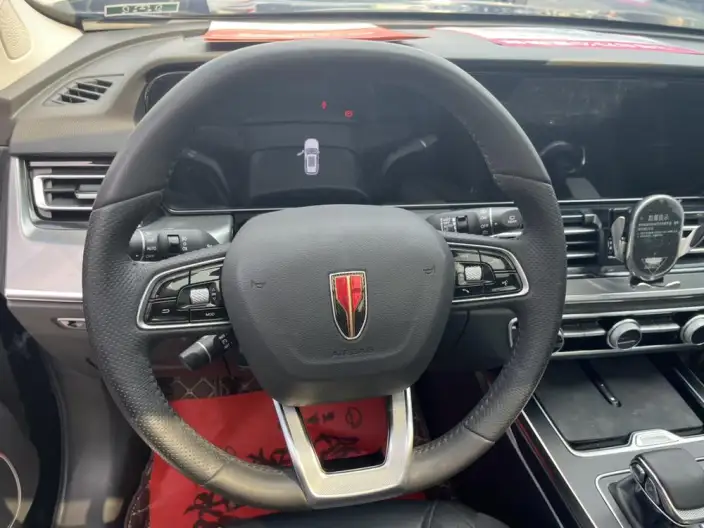 Hongqi HS5 2023 Model 2.0T Flag Xiang Pro Edition – фото 6