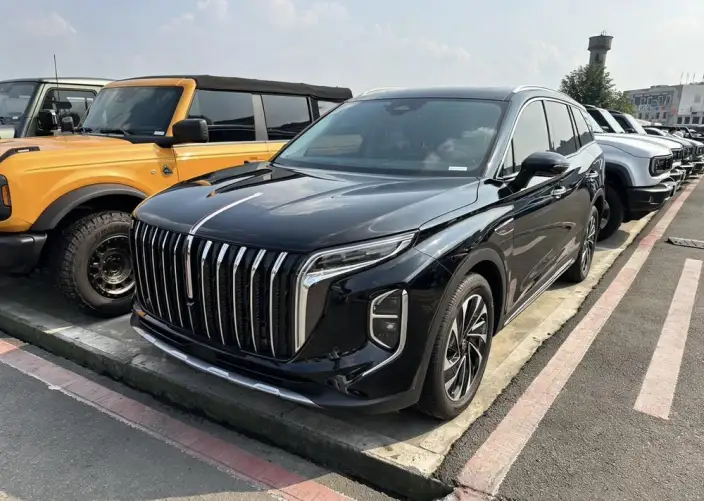 Hongqi HS7 PHEV 2025 Model 2.0T 4WD Flag Ling Edition 7 seat