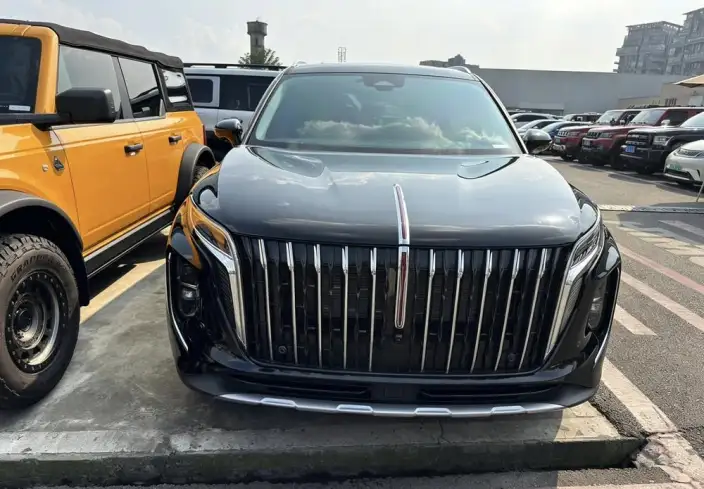 Hongqi HS7 PHEV 2025 Model 2.0T 4WD Flag Ling Edition 7 seat
