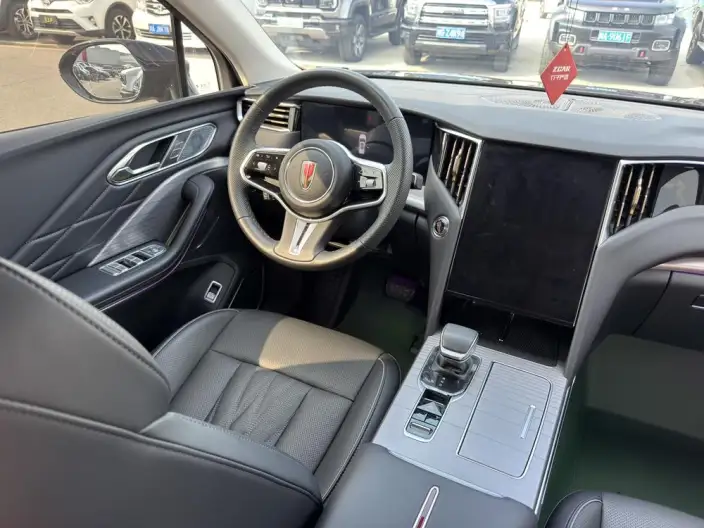 Hongqi HS7 PHEV 2025 Model 2.0T 4WD Flag Ling Edition 7 seat – фото 9