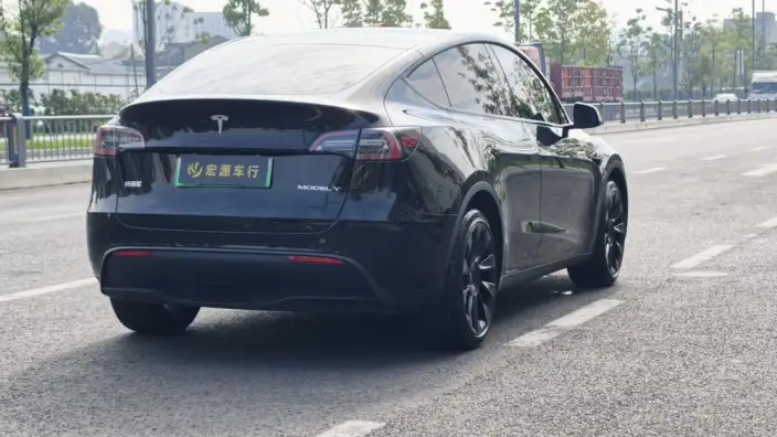 Model Y 2023 Model Long Battery Life Pro All-wheel drive version – фото 6