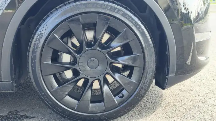 Model Y 2023 Model Long Battery Life Pro All-wheel drive version – фото 8