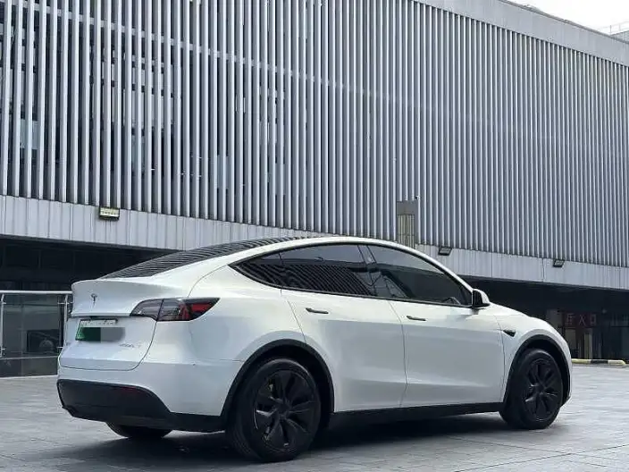 Model Y 2024 Model Rear-wheel drive version – фото 5