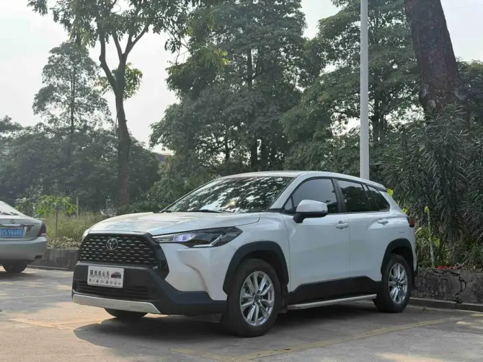 Toyota Corolla Cross 2024 Model 2.0L CVT Ultimate Edition – фото 1