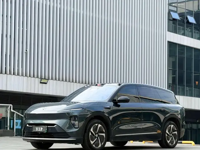 NIO ES8 2023 Model 75kWh Executive Edition – фото 1